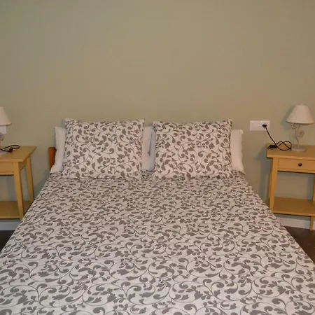 Casa Perarruga Kır Evi Pozán de Vero